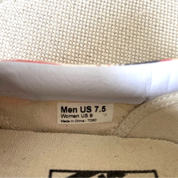 Vans for J. Crew Unisex classic slip-on shoes (size Women’s 9 or men’s 7.5) - Picture 12 of 16